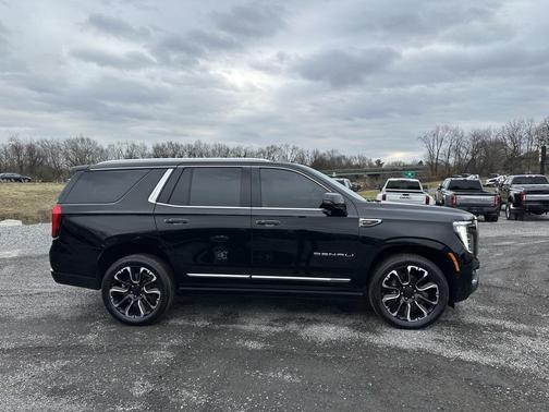 2025 GMC Yukon Denali