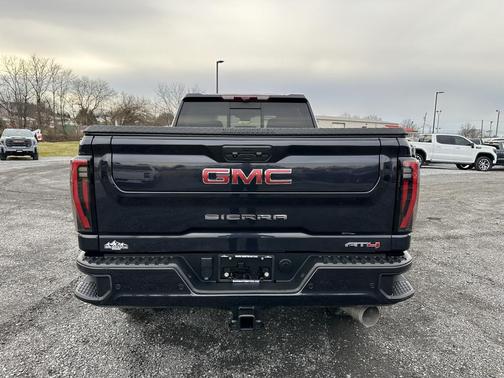 2024 GMC Sierra 2500 AT4