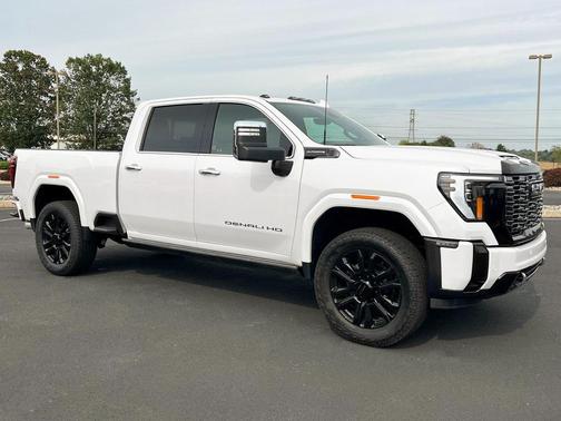 2025 GMC Sierra 3500 Denali