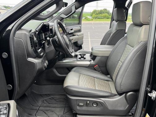 2024 Chevrolet Silverado 2500 4WD Crew Cab Standard Bed ZR2