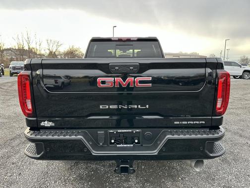 2023 GMC Sierra 2500 Denali