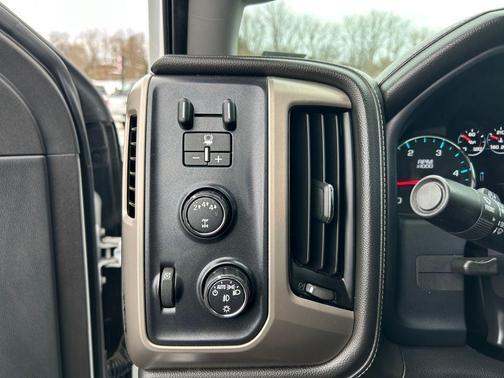 2017 GMC Sierra 3500 Denali