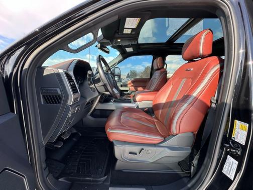2022 Ford F-250 Platinum