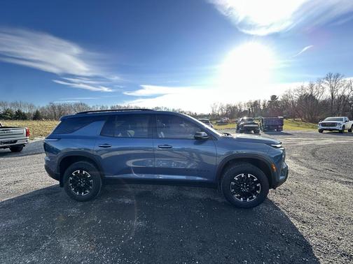 2025 Chevrolet Traverse Z71