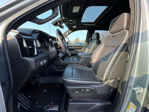 2025 GMC Sierra 2500 AT4X