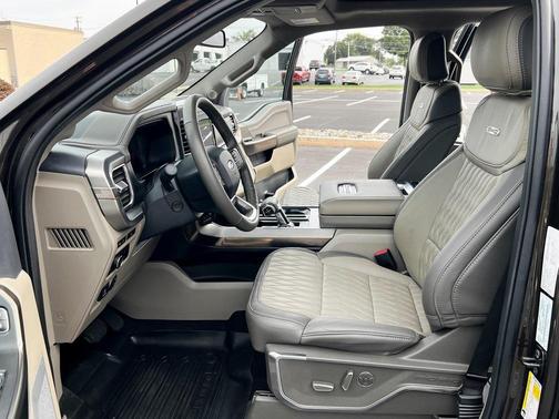 2024 Ford F-150 Platinum