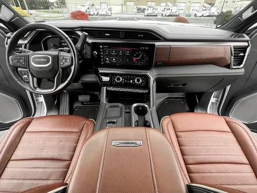 2024 GMC Sierra 2500 Denali Ultimate