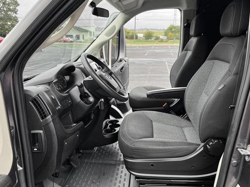 2018 RAM ProMaster 2500 High Roof