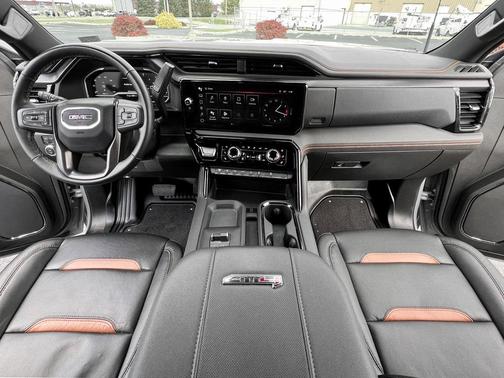 2025 GMC Sierra 2500 AT4