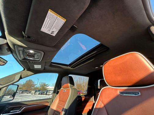 2024 GMC Sierra 2500 Denali Ultimate