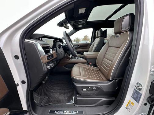 2025 GMC Yukon Denali Ultimate