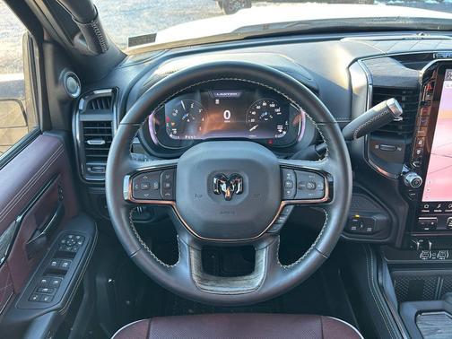 2025 RAM 3500 Limited Mega Cab 4x4 6'4' Box