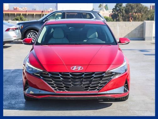 2023 Hyundai ELANTRA Limited