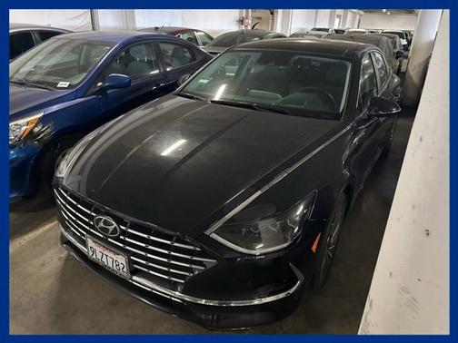 2023 Hyundai SONATA Hybrid Limited