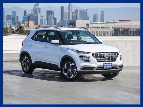 2022 Hyundai VENUE SEL