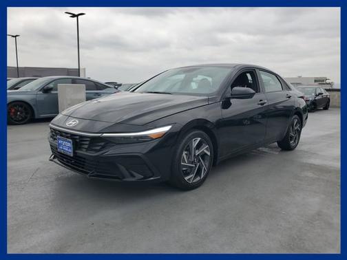 Black 2025 Hyundai ELANTRA SEL Sport