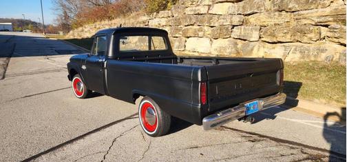 1966 Ford F-250 Base