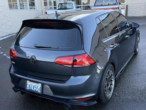 2017 Volkswagen Golf GTI 2.0T S 4-Door