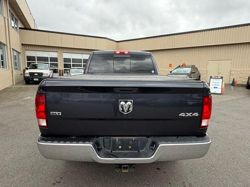 Maximum Steel Metallic Clearcoat 2016 RAM 1500 SLT