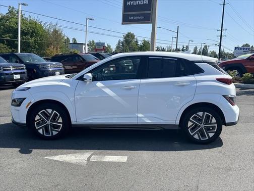 2022 Hyundai KONA EV SEL