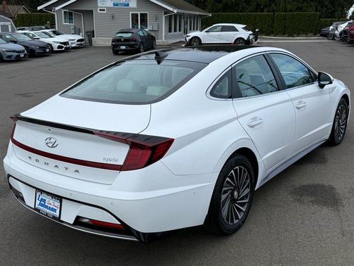 Hyper White 2022 Hyundai SONATA Hybrid Limited