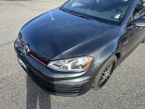 2017 Volkswagen Golf GTI 2.0T S 4-Door