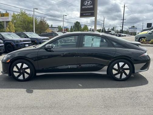 2024 Hyundai IONIQ 6 SE