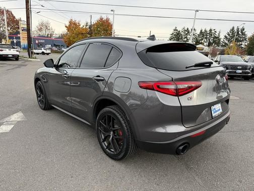 2019 Alfa Romeo Stelvio Ti