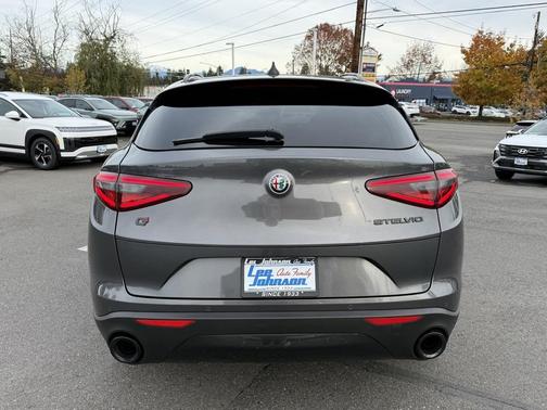 2019 Alfa Romeo Stelvio Ti