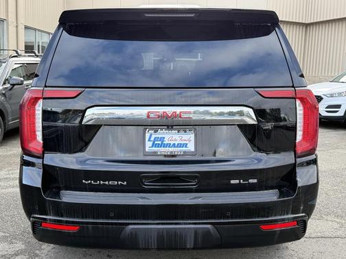 2023 GMC Yukon XL SLE