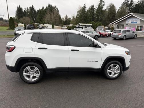 2024 Jeep Compass Sport