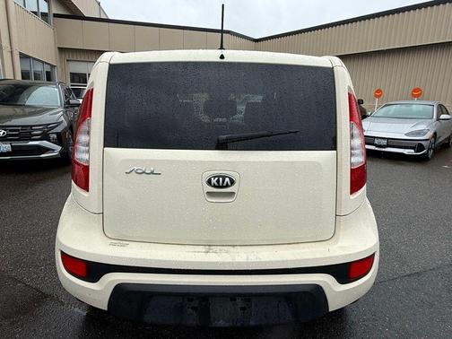 2013 Kia Soul Base
