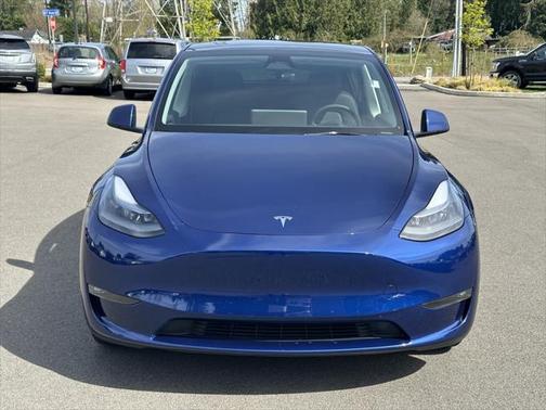2024 Tesla Model Y Long Range Dual Motor All-Wheel Drive