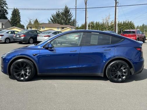 2024 Tesla Model Y Long Range Dual Motor All-Wheel Drive