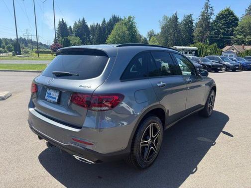 Gray 2022 Mercedes-Benz GLC 300 4MATIC