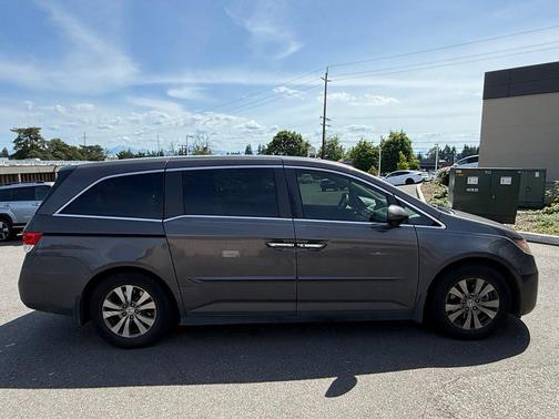 Modern Steel Metallic 2016 Honda Odyssey EX
