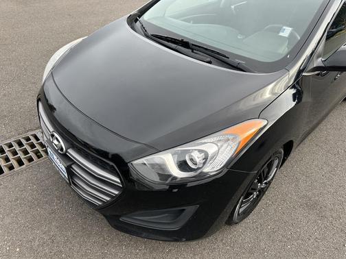 2016 Hyundai Elantra GT Base