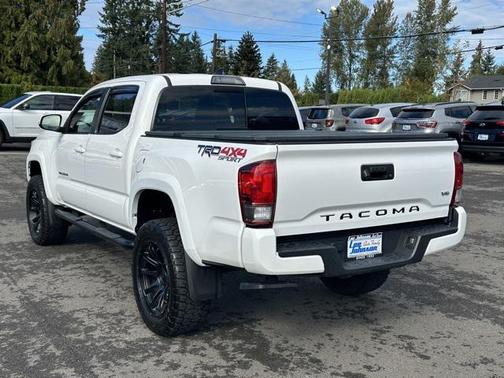2017 Toyota Tacoma TRD Sport
