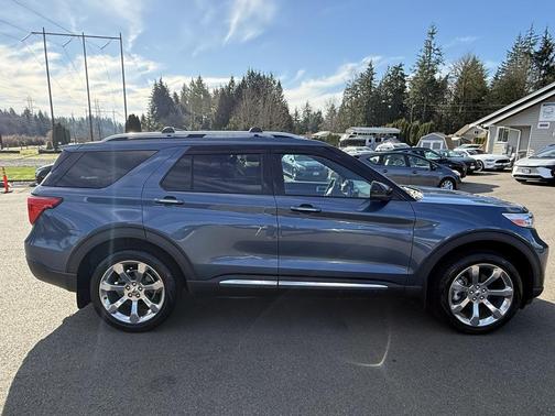2020 Ford Explorer Platinum