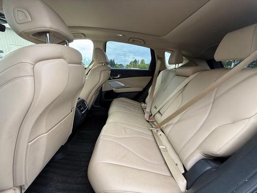 White Diamond Pearl 2019 Acura RDX Technology Package