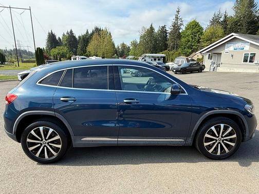 Denim Blue Metallic 2022 Mercedes-Benz GLA 250 4MATIC