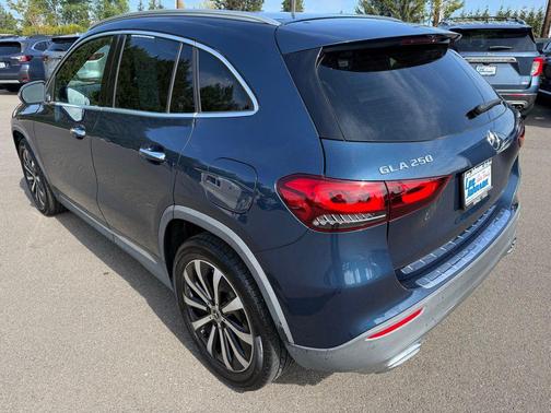 Denim Blue Metallic 2022 Mercedes-Benz GLA 250 4MATIC