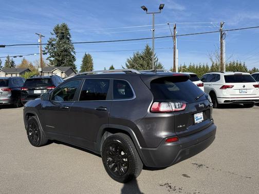 2021 Jeep Cherokee Latitude Plus