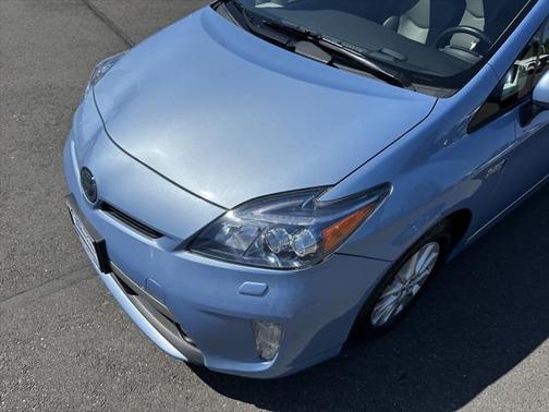 2012 Toyota Prius Plug-in Advanced