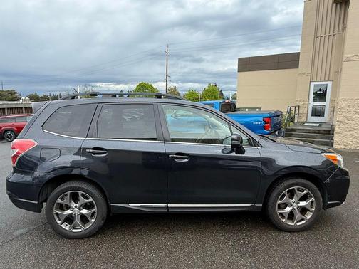 Dark Gray Metallic 2015 Subaru Forester 2.5i Touring