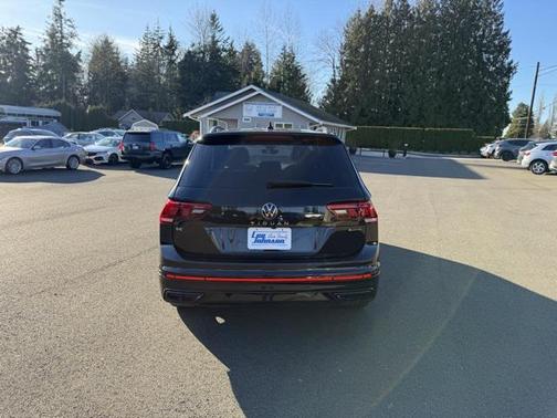2022 Volkswagen Tiguan 2.0T SE R-Line Black 4MOTION