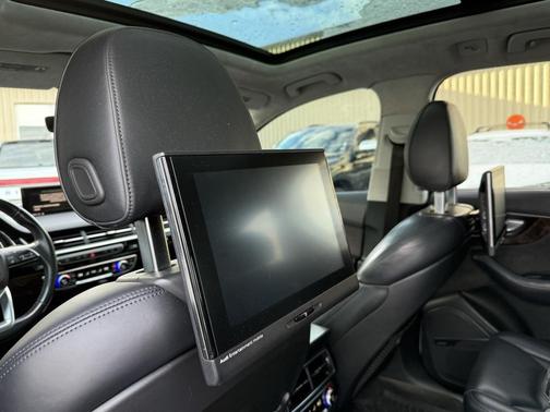 2017 Audi Q7 3.0T Prestige