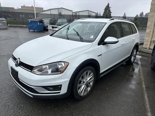 2017 Volkswagen Golf Alltrack TSI S