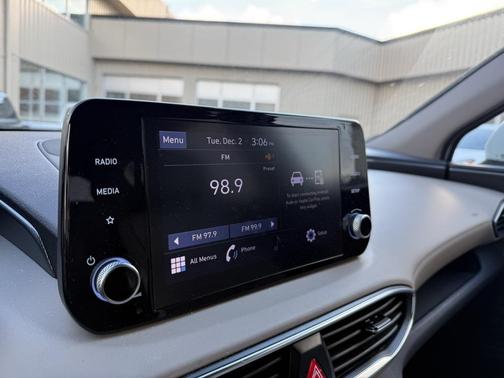 2021 Hyundai SANTA FE SE