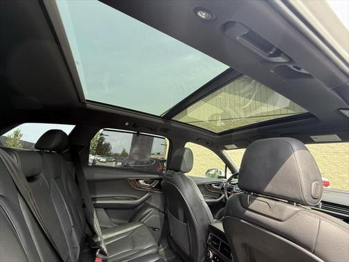 2019 Audi Q7 55 Prestige